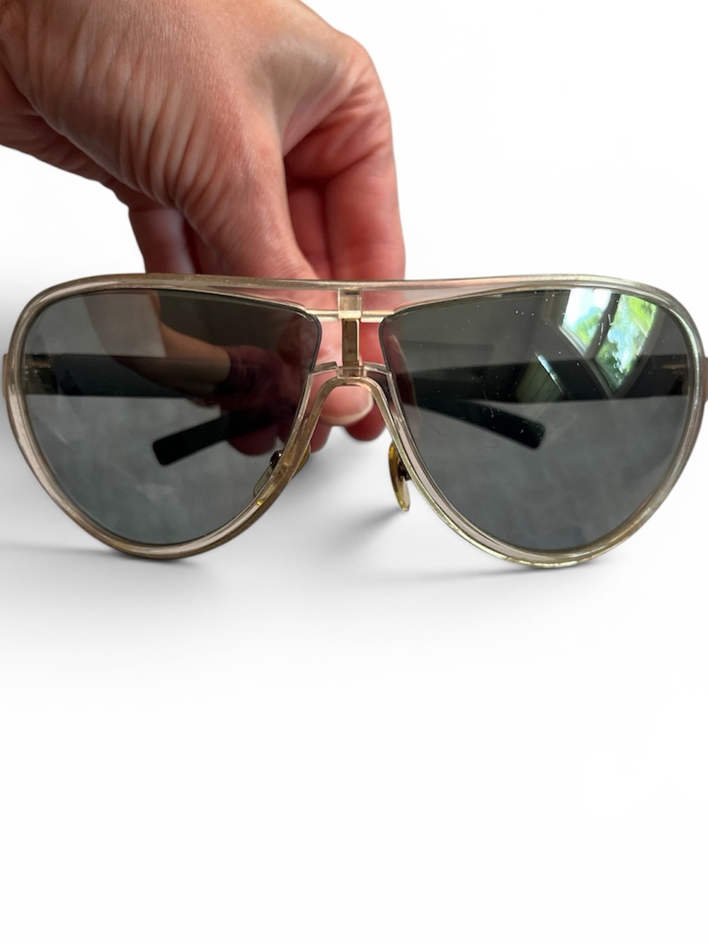 Gucci Aviator Sunglasses in Gold Frame -Vintage
